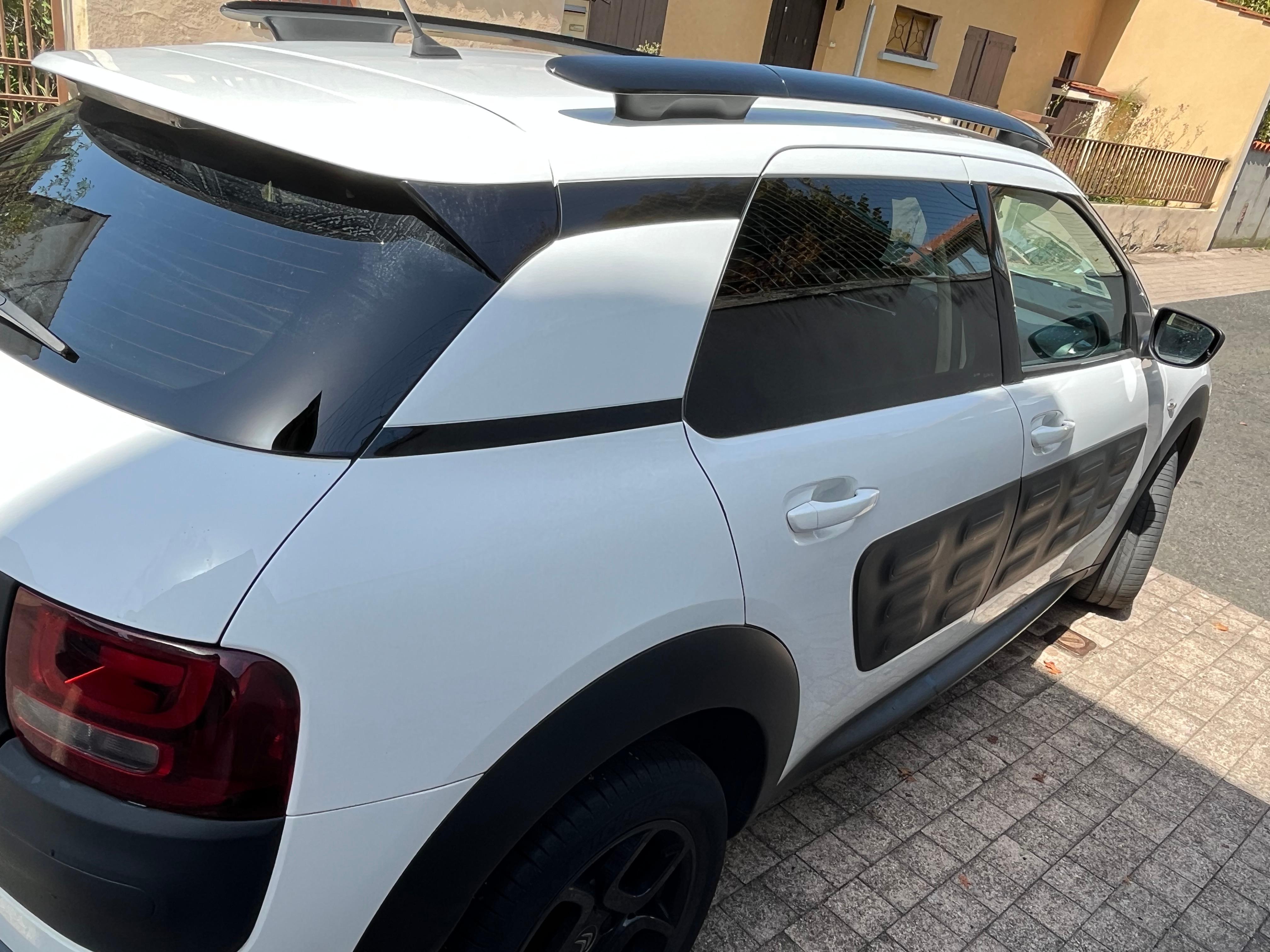 Citroen C4 CACTUS 2017 à Cébazat