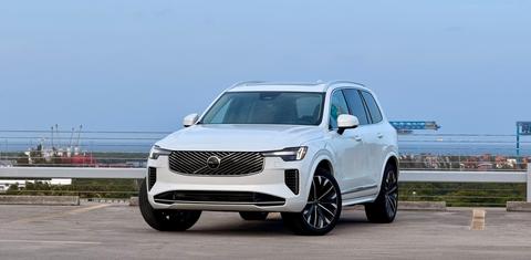 Volvo XC90 2026