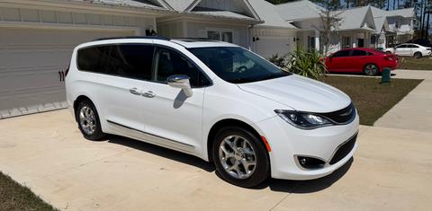 Chrysler Pacifica 2019