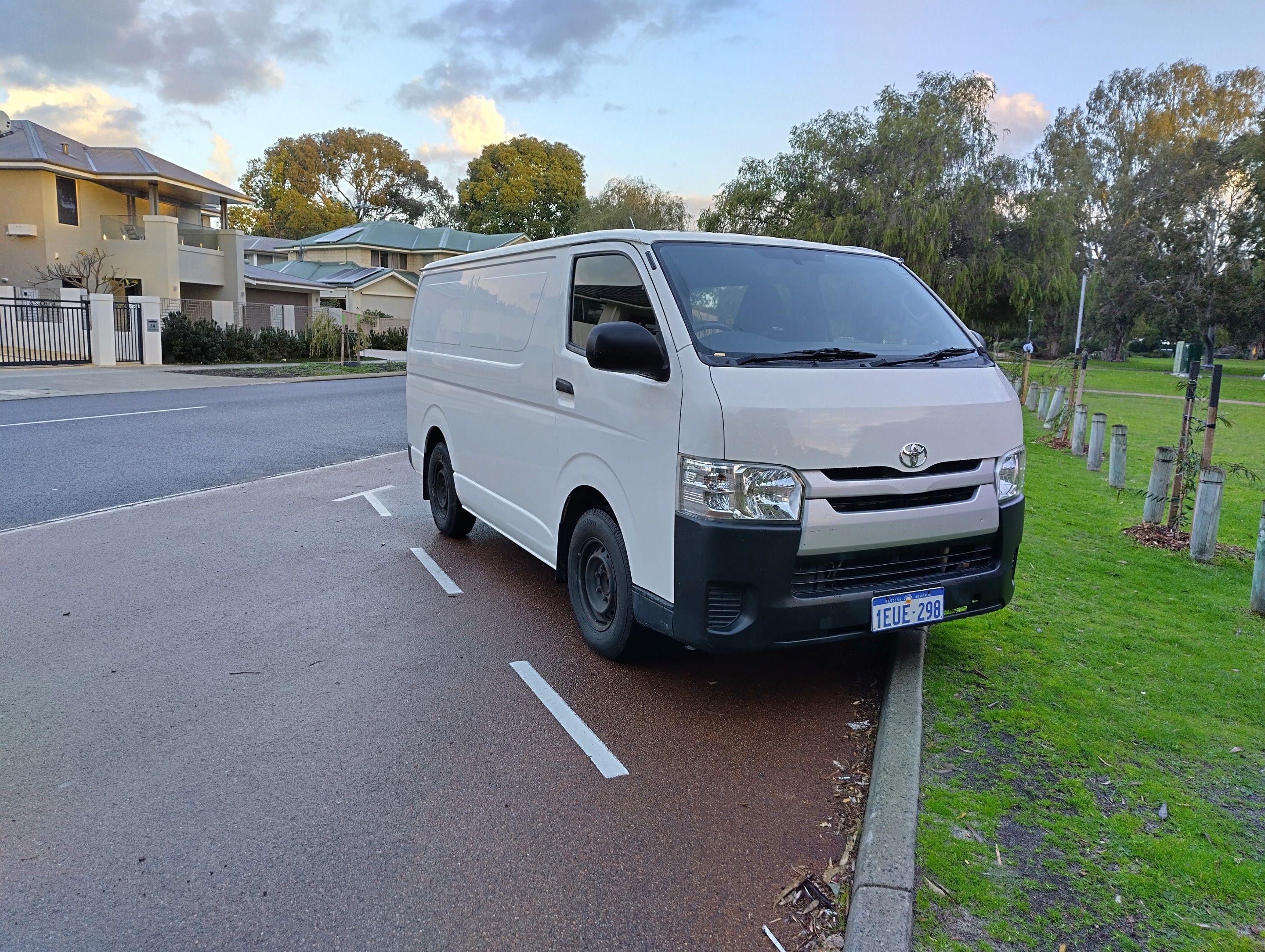 ToyotaHIACE2015rentalinComo,WAbyArrikF.|Turo