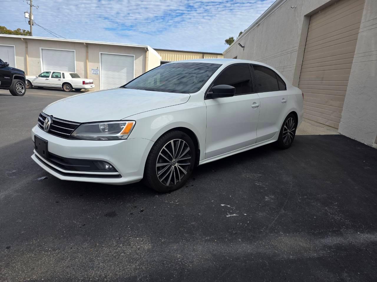 Volkswagen Jetta 2016 in 