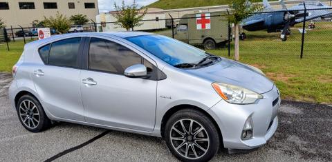 Toyota Prius c 2014