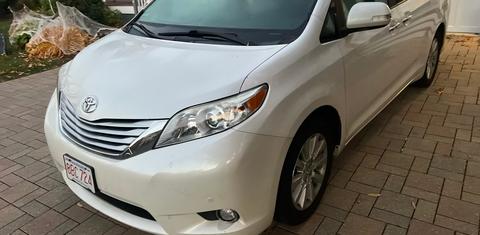 Toyota Sienna 2014
