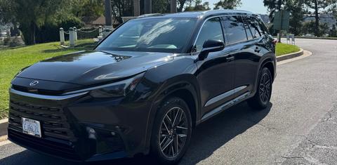 Lexus TX 2025