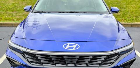 Hyundai Elantra 2025