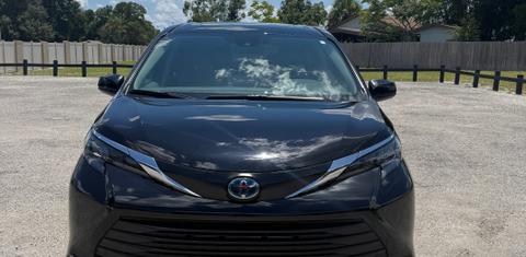 Toyota Sienna 2024