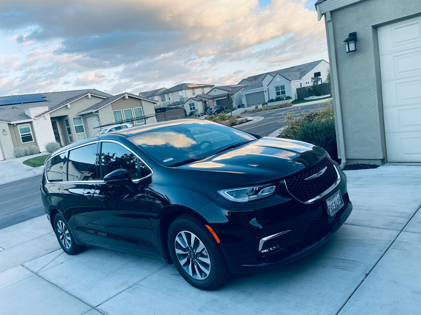 Chrysler Pacifica 2025 in 