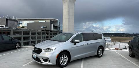 Chrysler Pacifica 2023