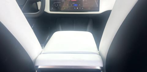 Tesla Model X 2022