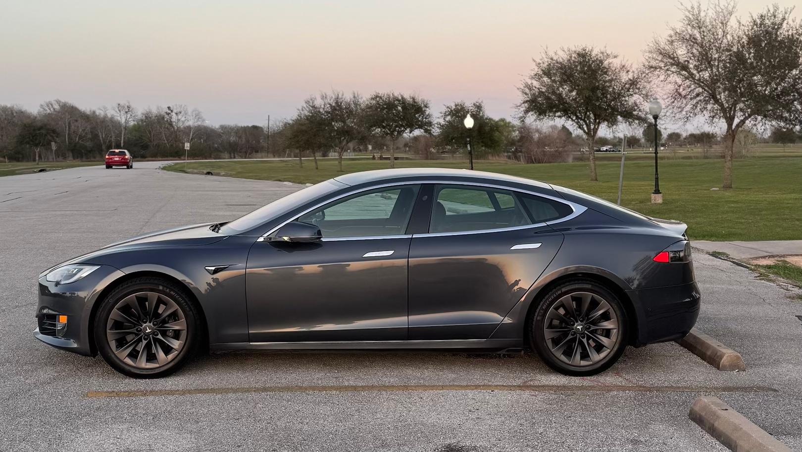 Tesla Model S 2020 in Rosenberg, TX
