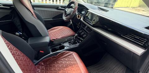 Volkswagen Taos 2024