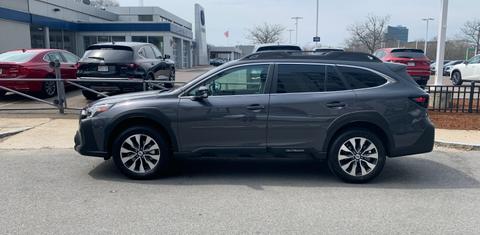 Subaru Outback 2025