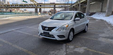 Nissan Versa 2015