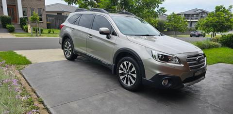 Subaru OUTBACK 2016