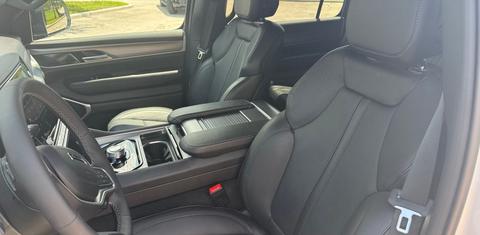 Jeep Grand Wagoneer L 2026