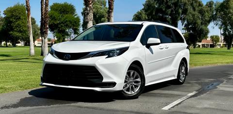 Toyota Sienna 2024