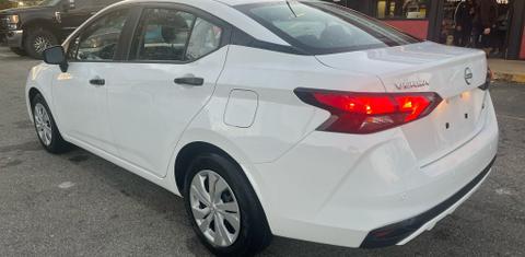 Nissan Versa 2025
