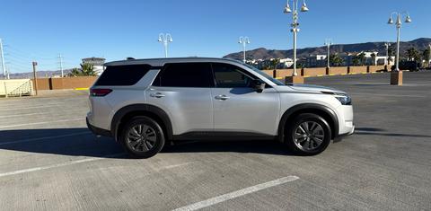 Nissan Pathfinder 2025