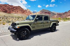 Jeep Gladiator 2025 in Las Vegas