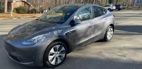 Tesla Model Y 2023