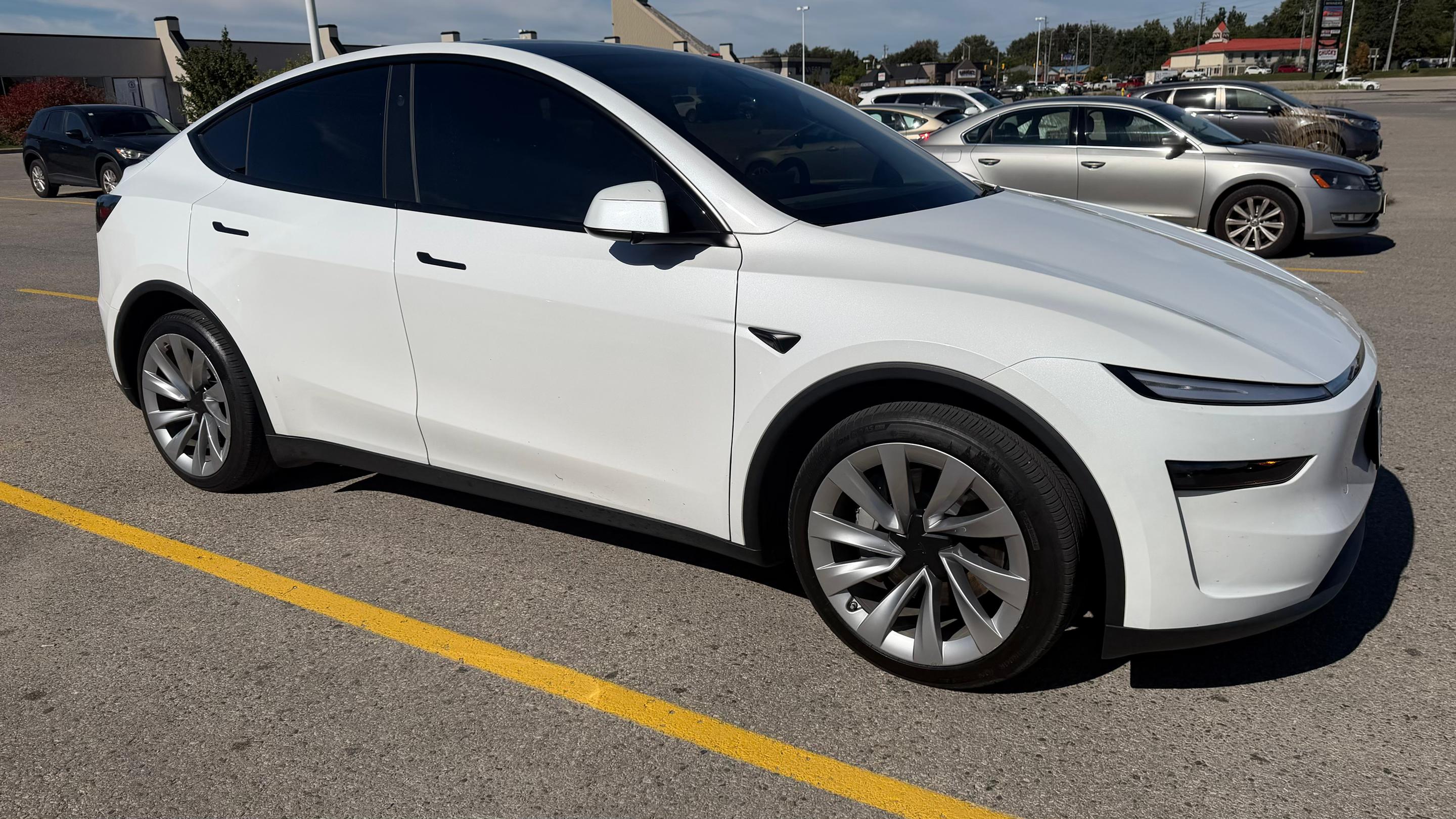 Tesla Model Y 2026 in London, ON