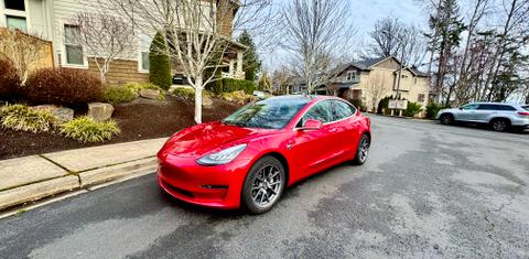 Tesla Model 3 2020