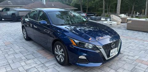 Nissan Altima 2022