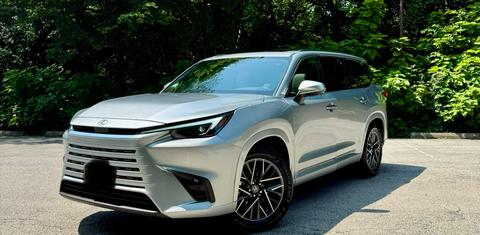 Lexus TX 2025