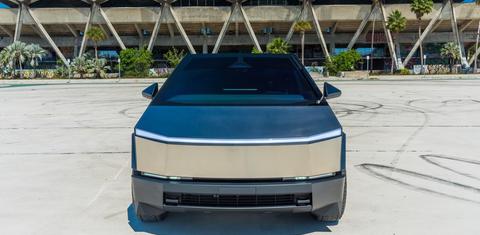 Tesla Cybertruck 2025