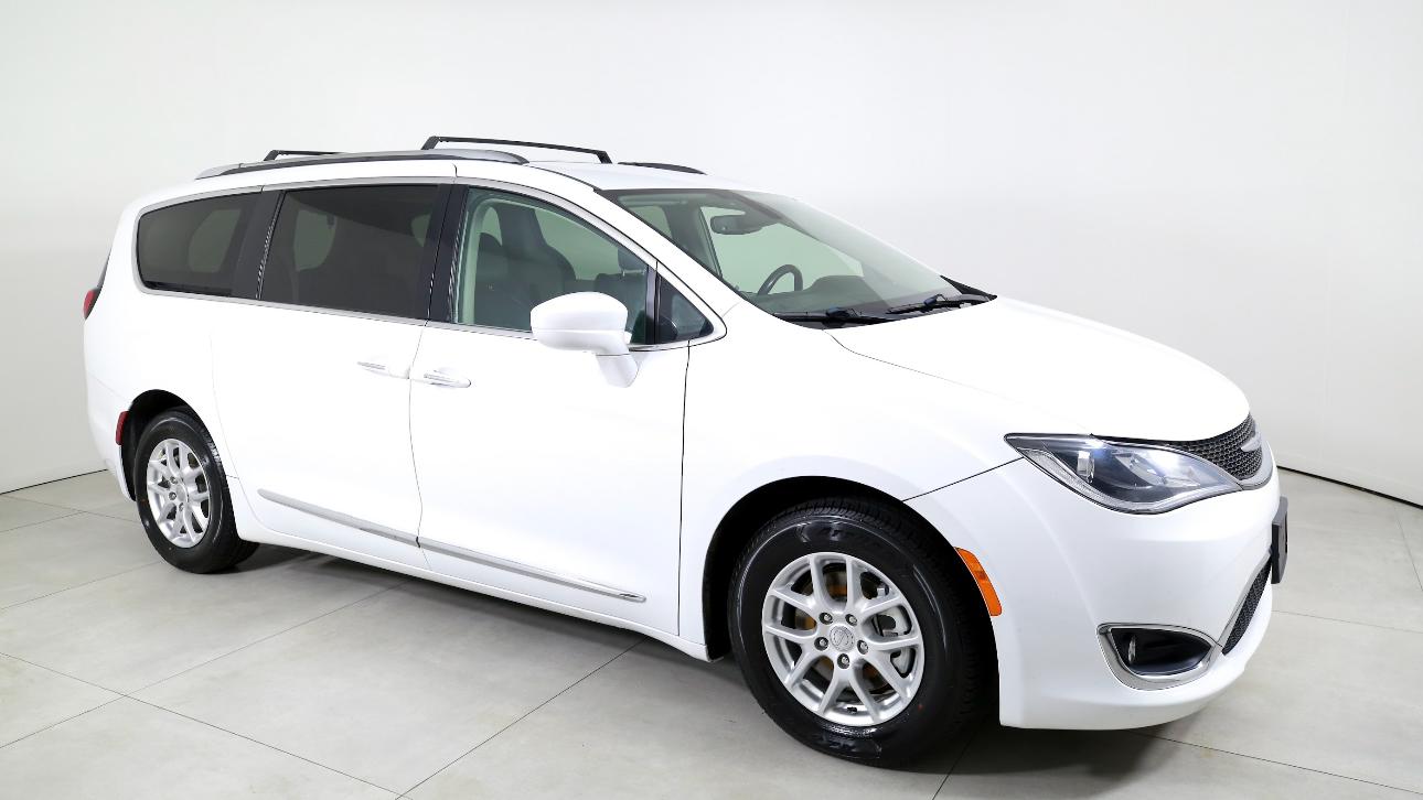 Chrysler Pacifica 2020 in Charlotte, NC