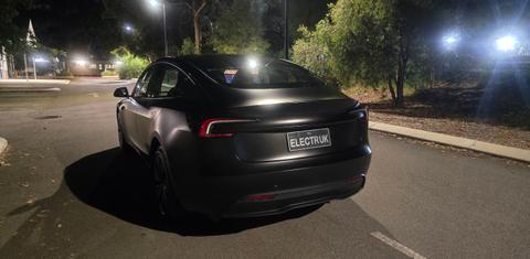 Tesla MODEL 3 2024
