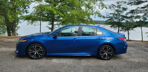 Toyota Camry 2019