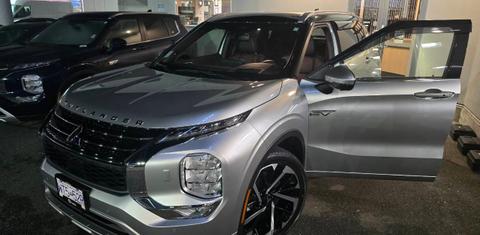 Mitsubishi Outlander Plug-In Hybrid 2025