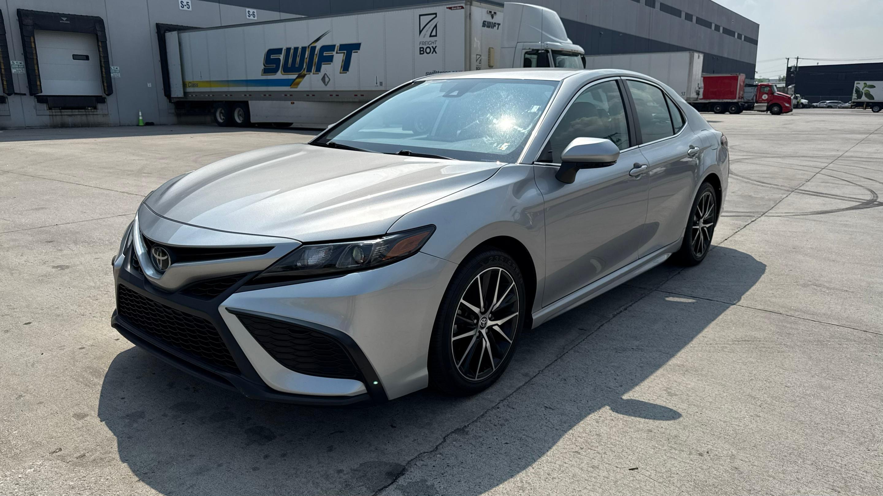 Toyota Camry 2022 in Newark, NJ