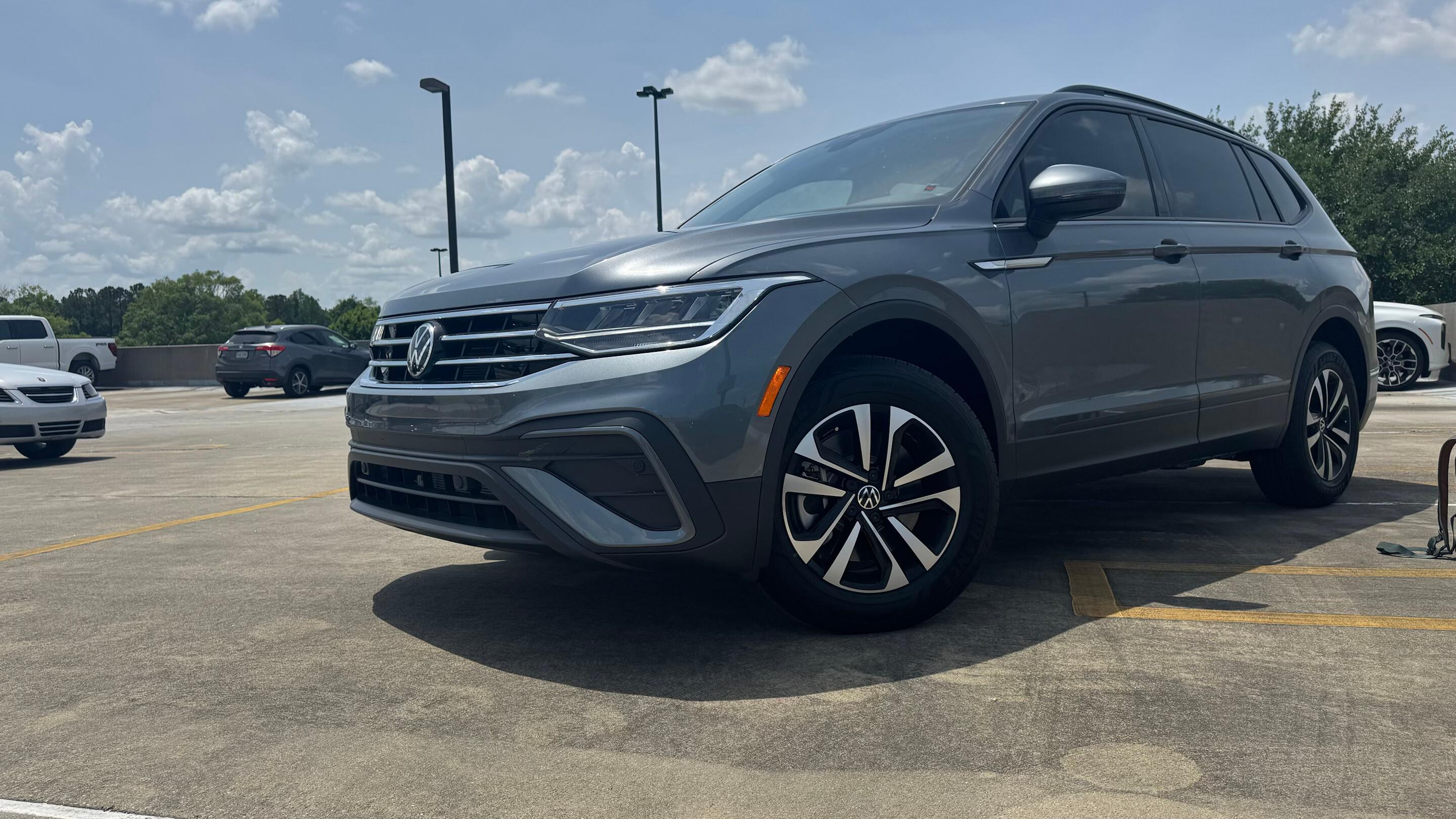 Volkswagen Tiguan 2024 in Pooler, GA