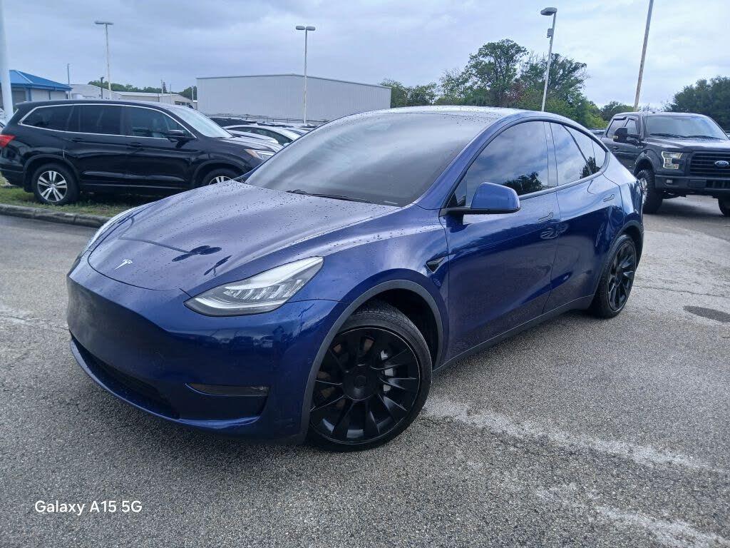 Tesla Model Y 2022 in Tampa, FL
