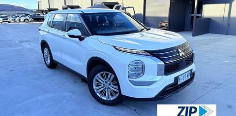 Mitsubishi OUTLANDER 2023