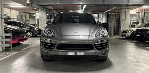 Porsche Cayenne 2011