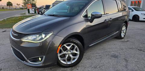 Chrysler Pacifica 2017