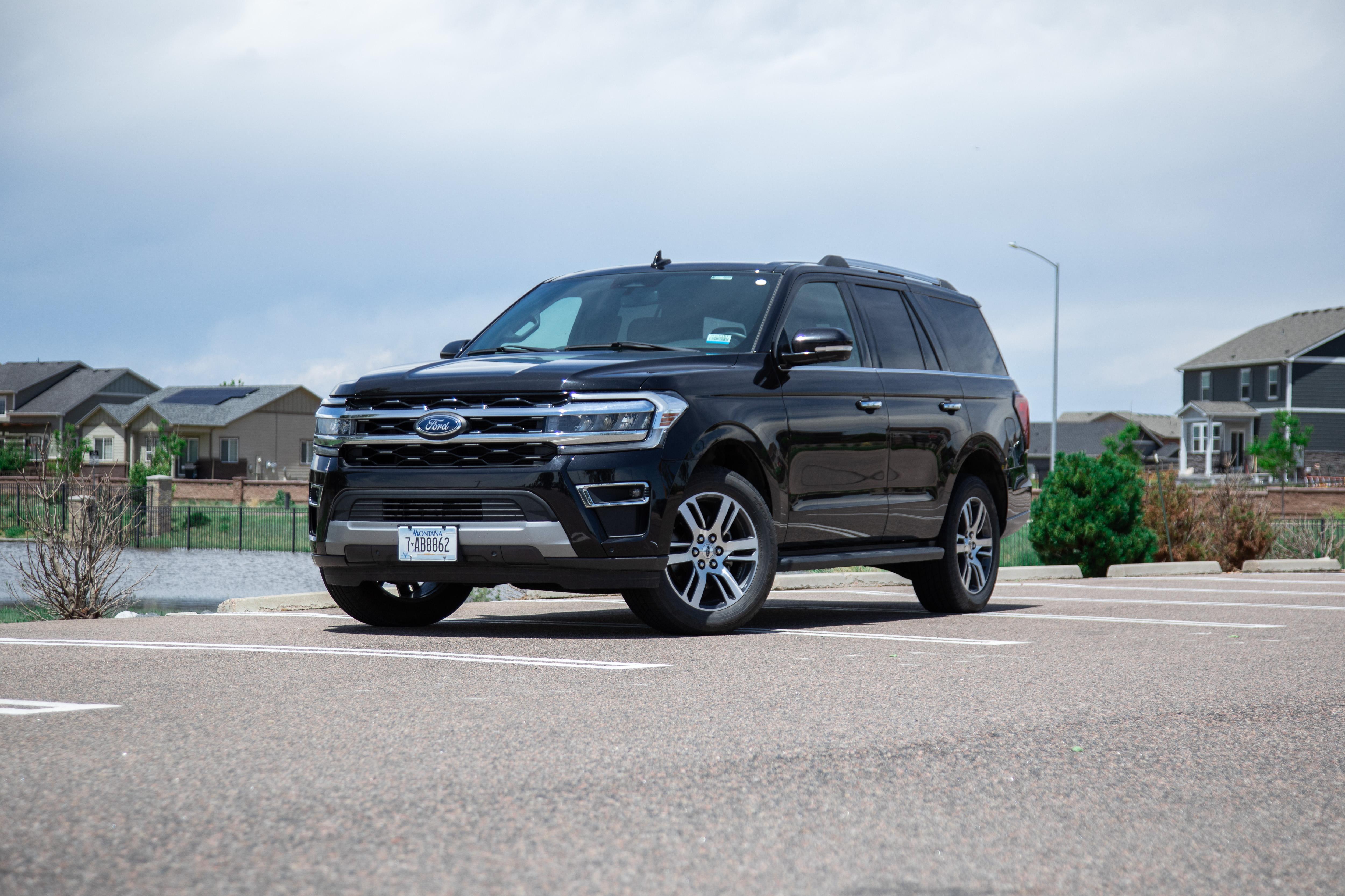 Ford Expedition 2024 in Aurora, CO