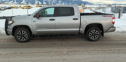 Toyota Tundra 2017