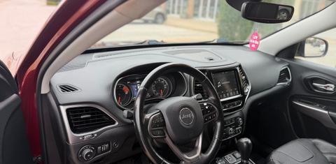 Jeep Cherokee 2021