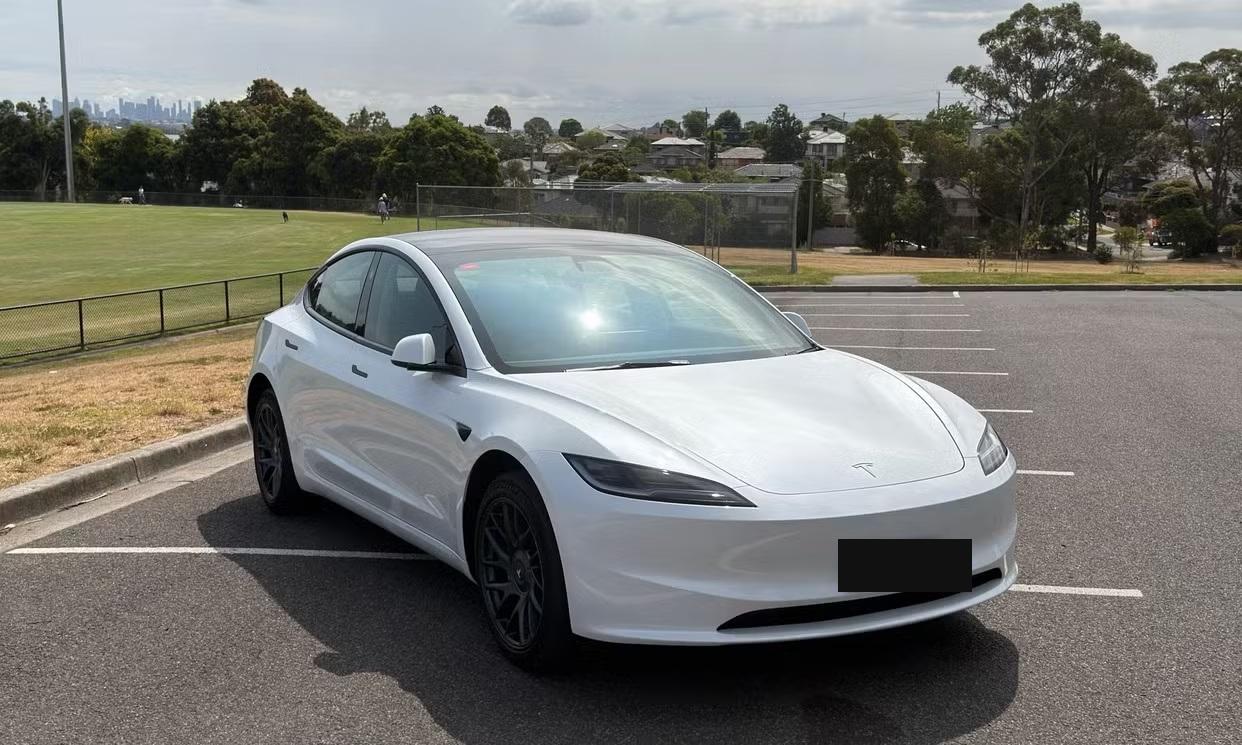 Tesla MODEL 3 2024 in Balwyn North