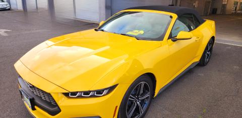 Ford Mustang 2024