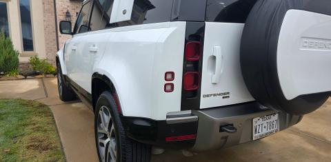 Land Rover Defender 2022