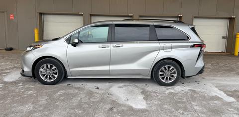 Toyota Sienna 2024