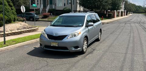 Toyota Sienna 2014
