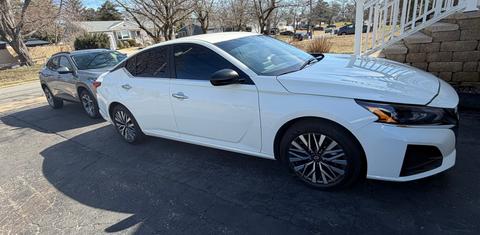 Nissan Altima 2025