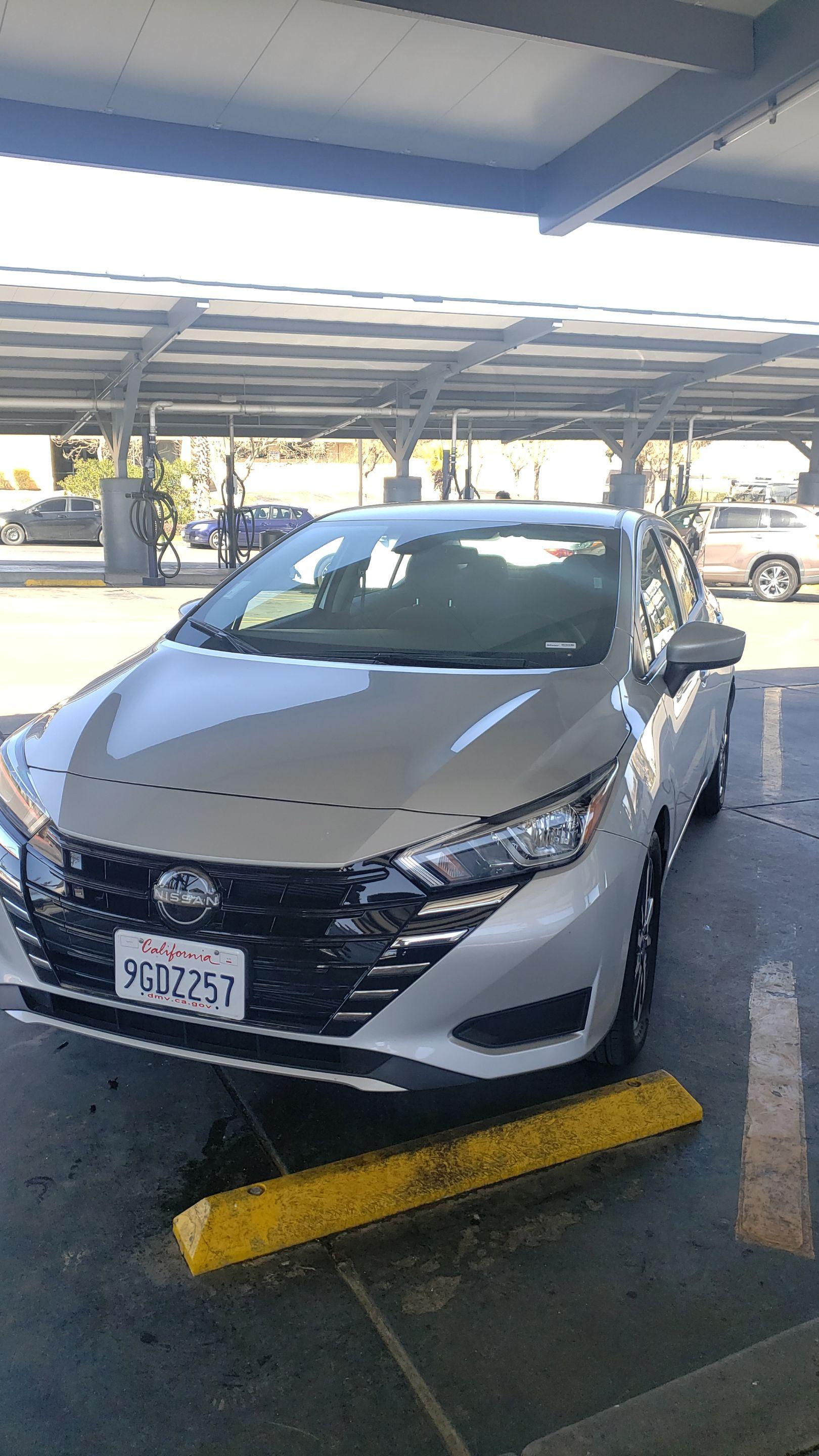 Nissan Versa 2023 in 
