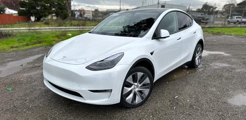 Tesla Model Y 2023